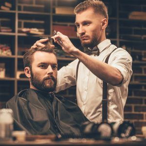 Coiffures pour hommes : des idées de looks pour chaque occasion et personnalité !